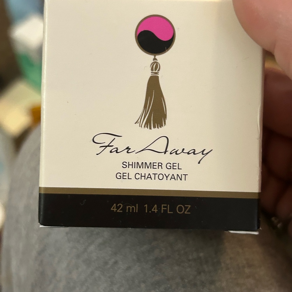 Avon Far Away Shimmer Gel
